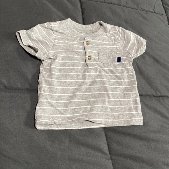 💛 *host pick* 💛 Carter’s 2 Piece Outfit - Picture 3 of 7